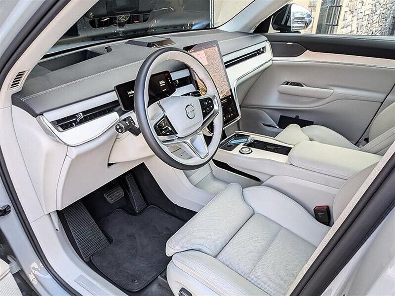 2025 Volvo EX90 Twin Motor Performance Ultra - Photo 2 - Bountiful, UT 84010