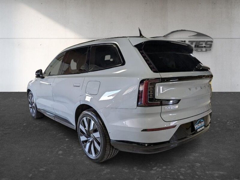 2025 Volvo EX90 Twin Motor Performance Ultra - Photo 8 - Bountiful, UT 84010
