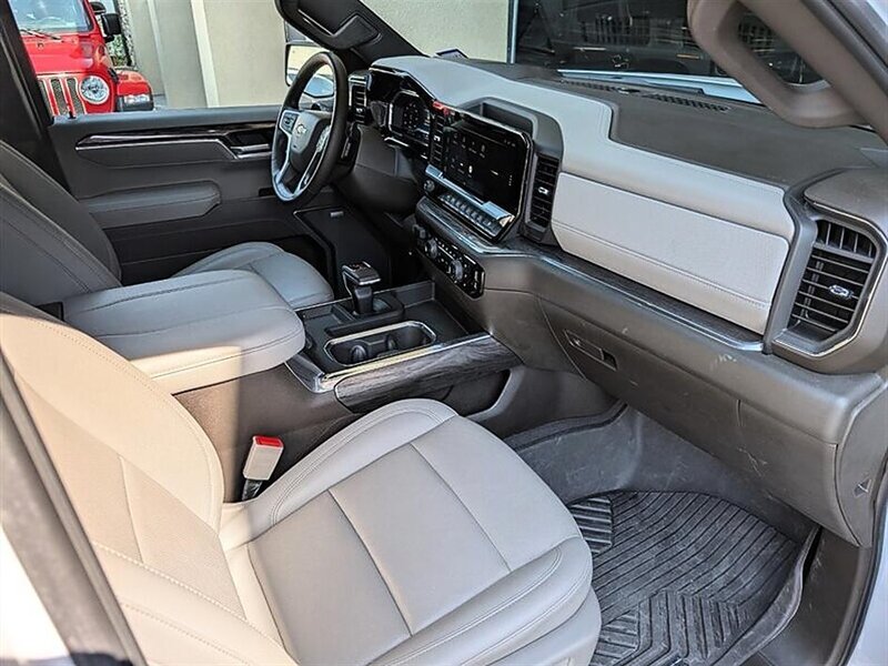 2025 Chevrolet Silverado 1500 LTZ - Photo 4 - Bountiful, UT 84010