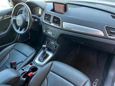 2018 Audi Q3 2.0T quattro Premium   - Photo 7 - St. George, UT 84770-2625