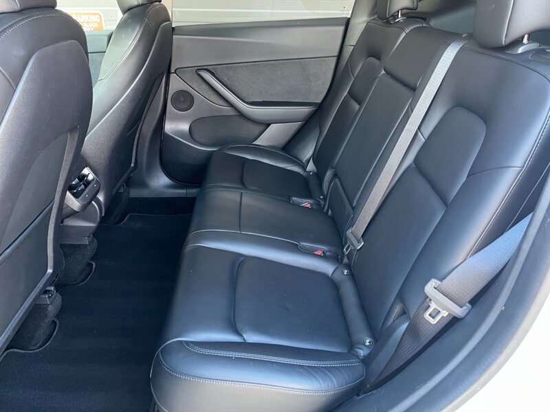 2022 Tesla Model Y Long Range - Photo 11 - St. George, UT 84770-2625