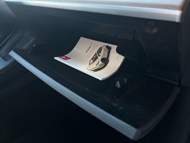 2022 Tesla Model Y Long Range - Photo 43 - St. George, UT 84770-2625