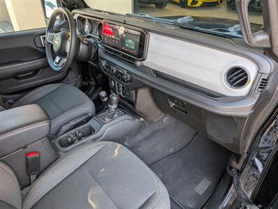 2025 Jeep Wrangler Sahara   - Photo 4 - Bountiful, UT 84010