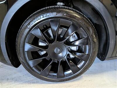 2021 Tesla Model Y Long Range  7-Passenger w/ Acceleration Boost - Photo 15 - Bountiful, UT 84010