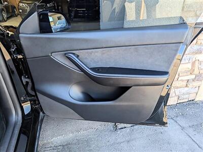 2021 Tesla Model Y Long Range  7-Passenger w/ Acceleration Boost - Photo 30 - Bountiful, UT 84010