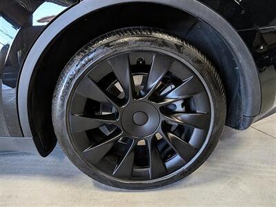 2021 Tesla Model Y Long Range 7-Passenger w/ Acceleration Boost - Photo 14 - Bountiful, UT 84010