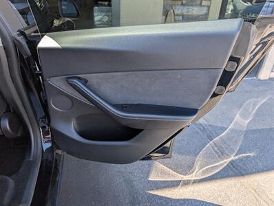 2021 Tesla Model Y Long Range  7-Passenger - Photo 28 - Bountiful, UT 84010