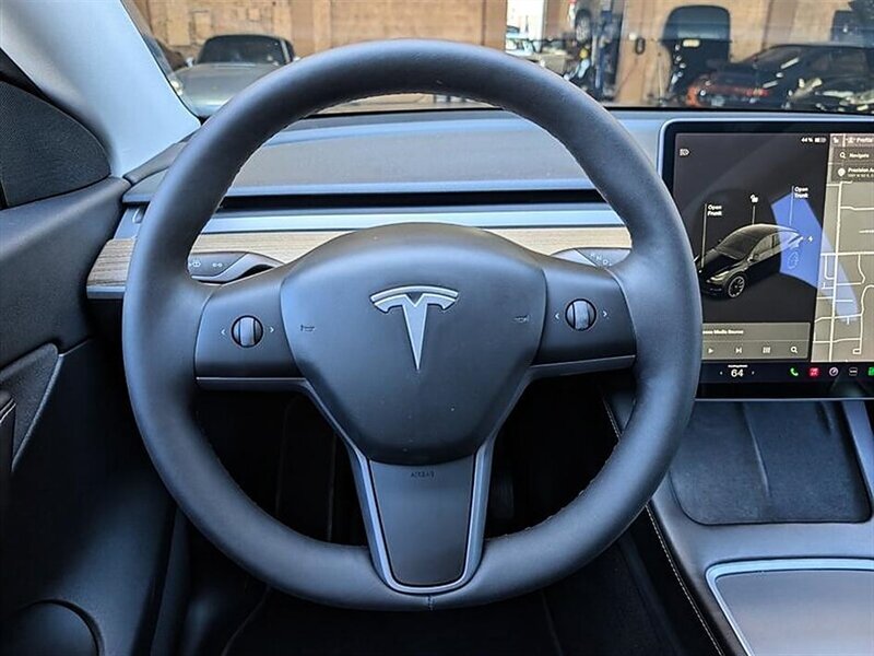 2021 Tesla Model Y Long Range 7-Passenger w/ Acceleration Boost - Photo 19 - Bountiful, UT 84010