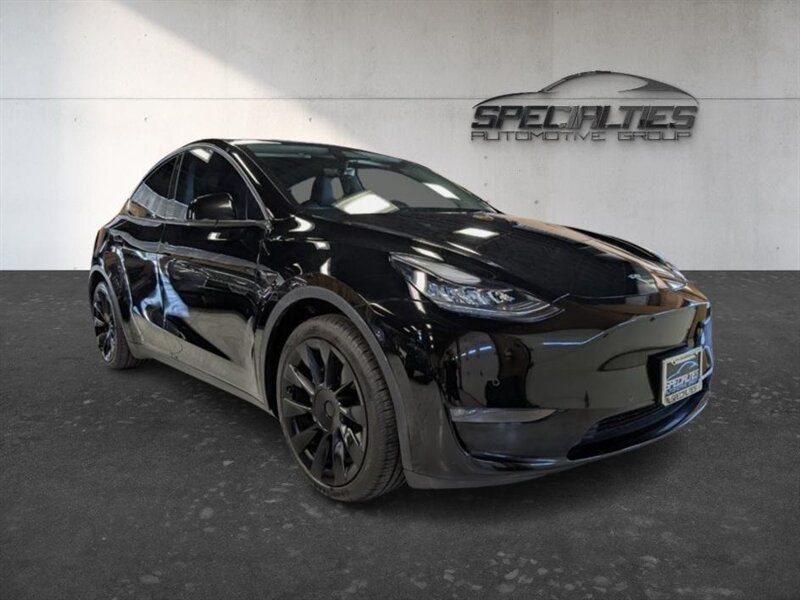 2021 Tesla Model Y Long Range  7-Passenger w/ Acceleration Boost - Photo 1 - Bountiful, UT 84010