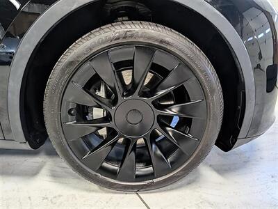2021 Tesla Model Y Long Range  7-Passenger w/ Acceleration Boost - Photo 12 - Bountiful, UT 84010