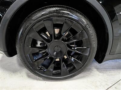 2021 Tesla Model Y Long Range  7-Passenger w/ Acceleration Boost - Photo 13 - Bountiful, UT 84010