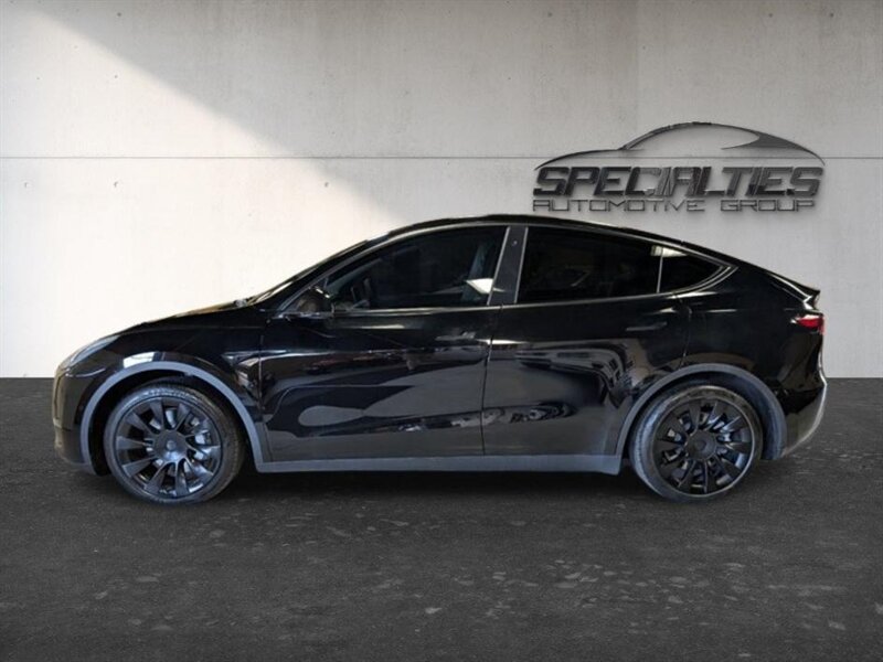 2021 Tesla Model Y Long Range 7-Passenger w/ Acceleration Boost - Photo 7 - Bountiful, UT 84010