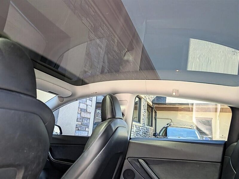 2021 Tesla Model Y Long Range 7-Passenger w/ Acceleration Boost - Photo 27 - Bountiful, UT 84010