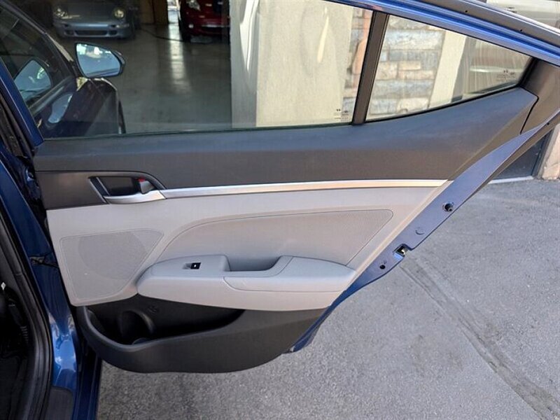 2020 Hyundai ELANTRA SEL  ***Hail Damage*** - Photo 26 - Bountiful, UT 84010