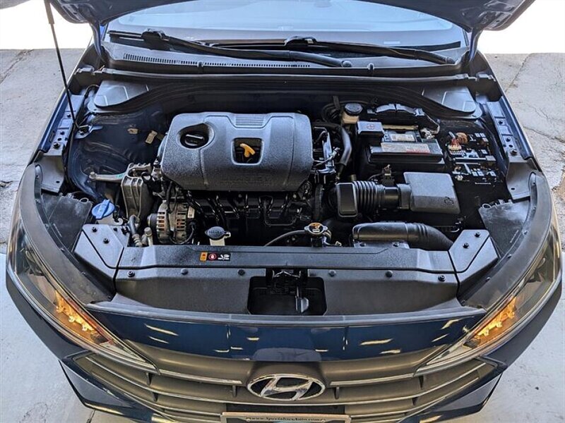 2020 Hyundai ELANTRA SEL  ***Hail Damage*** - Photo 17 - Bountiful, UT 84010