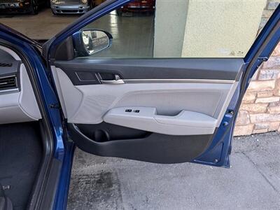 2020 Hyundai ELANTRA SEL  ***Hail Damage*** - Photo 28 - Bountiful, UT 84010