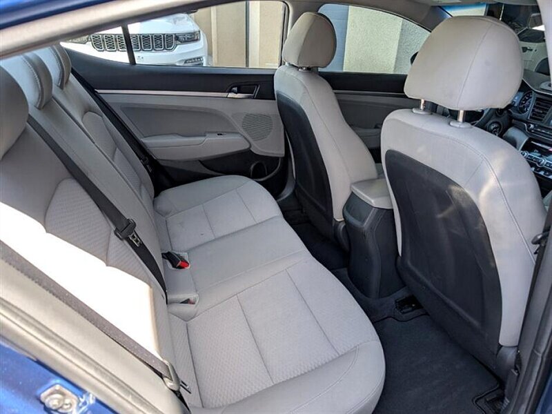 2020 Hyundai ELANTRA SEL  ***Hail Damage*** - Photo 27 - Bountiful, UT 84010