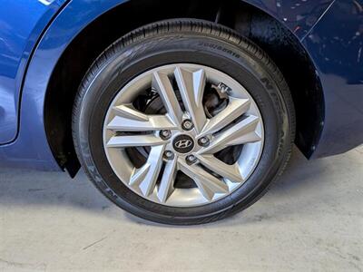 2020 Hyundai ELANTRA SEL  ***Hail Damage*** - Photo 14 - Bountiful, UT 84010