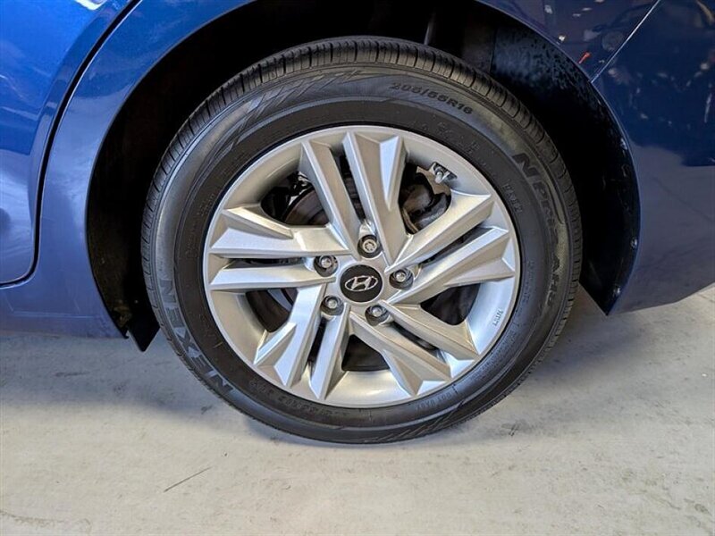 2020 Hyundai ELANTRA SEL  ***Hail Damage*** - Photo 14 - Bountiful, UT 84010