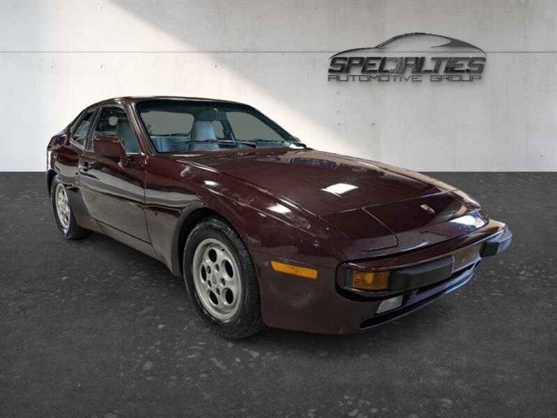 1987 Porsche 944's photo