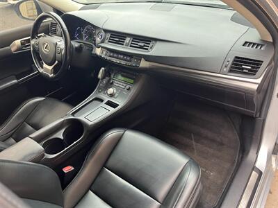 2016 Lexus CT 200h   - Photo 7 - St. George, UT 84770-2625