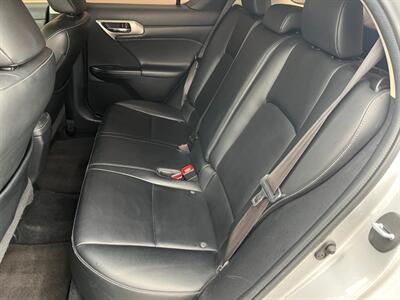 2016 Lexus CT 200h   - Photo 11 - St. George, UT 84770-2625