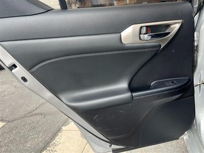 2016 Lexus CT 200h   - Photo 47 - St. George, UT 84770-2625