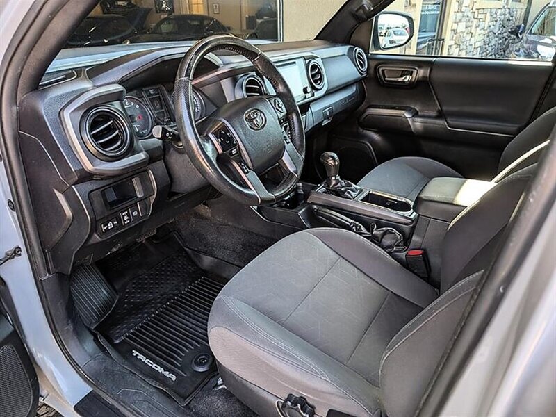 2019 Toyota Tacoma TRD Off-Road - Photo 2 - Bountiful, UT 84010