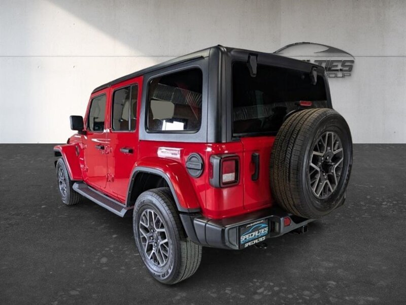2023 Jeep Wrangler Sahara - Photo 8 - Bountiful, UT 84010