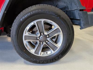 2023 Jeep Wrangler Sahara   - Photo 14 - Bountiful, UT 84010