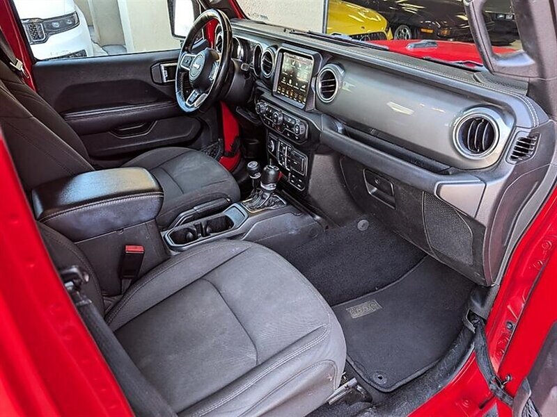 2023 Jeep Wrangler Sahara - Photo 4 - Bountiful, UT 84010