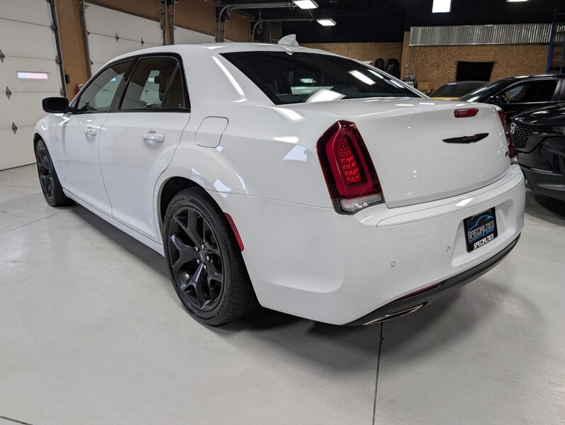 2022 Chrysler 300 Series S V6 - Photo 8 - Bountiful, UT 84010