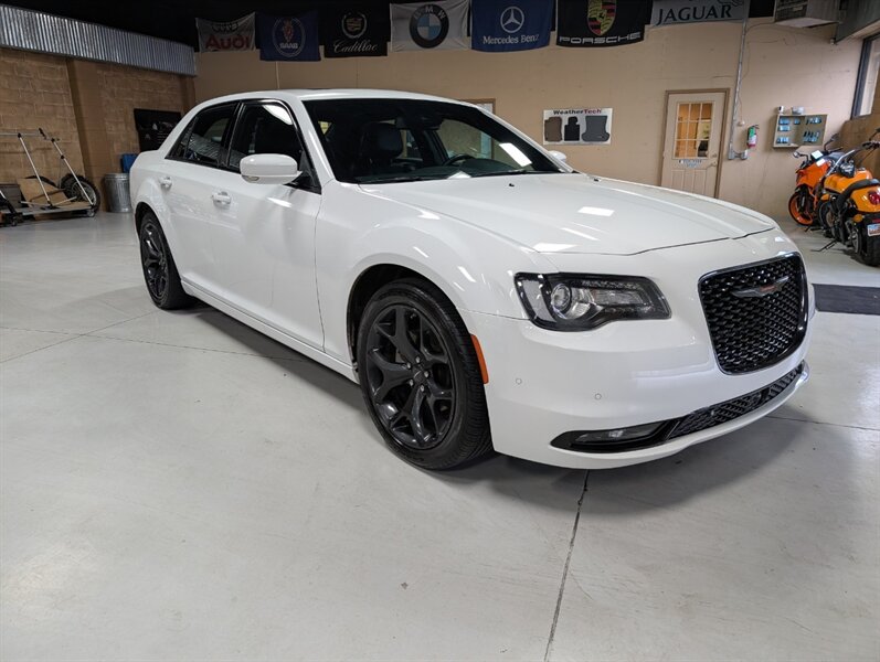2022 Chrysler 300 Series S V6   - Photo 1 - Bountiful, UT 84010