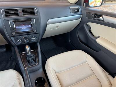 2017 Volkswagen Jetta 1.4T SE   - Photo 18 - St. George, UT 84770-2625