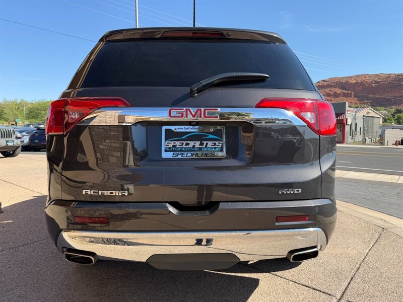 2019 GMC Acadia Denali - Photo 26 - St. George, UT 84770-2625