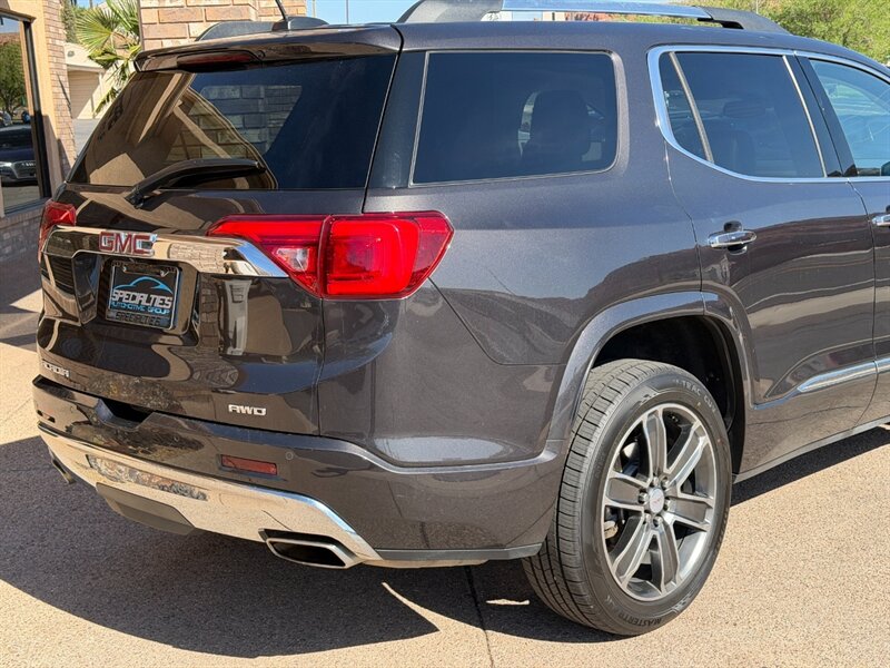 2019 GMC Acadia Denali - Photo 16 - St. George, UT 84770-2625