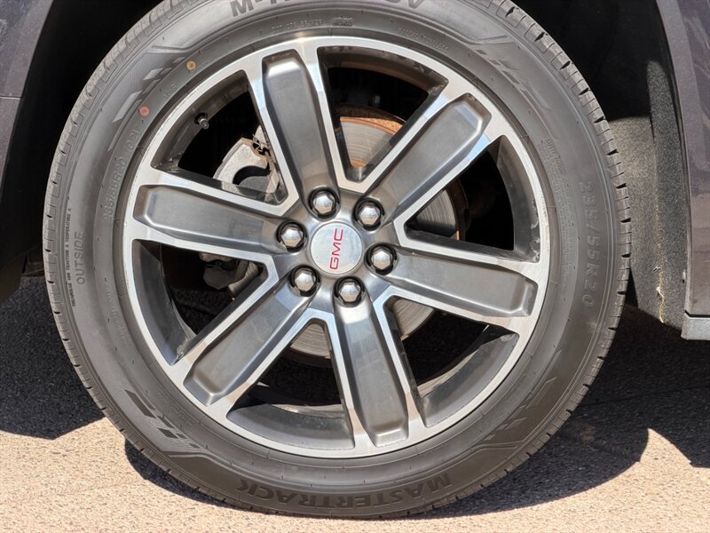 2019 GMC Acadia Denali - Photo 34 - St. George, UT 84770-2625