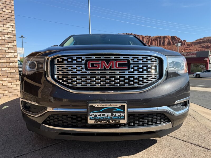 2019 GMC Acadia Denali - Photo 25 - St. George, UT 84770-2625