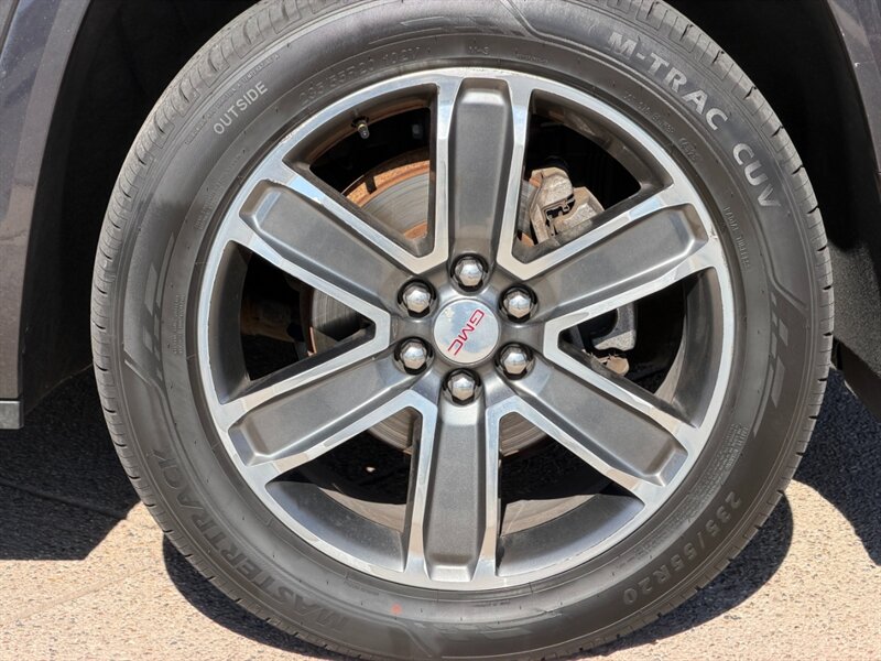 2019 GMC Acadia Denali - Photo 37 - St. George, UT 84770-2625