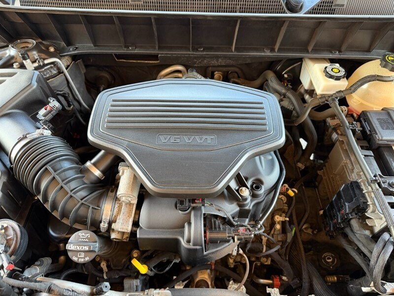 2019 GMC Acadia Denali - Photo 5 - St. George, UT 84770-2625