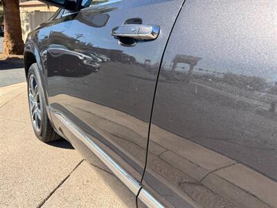 2019 GMC Acadia Denali - Photo 27 - St. George, UT 84770-2625