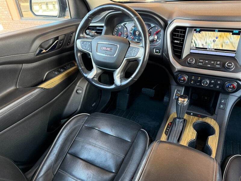 2019 GMC Acadia Denali - Photo 17 - St. George, UT 84770-2625