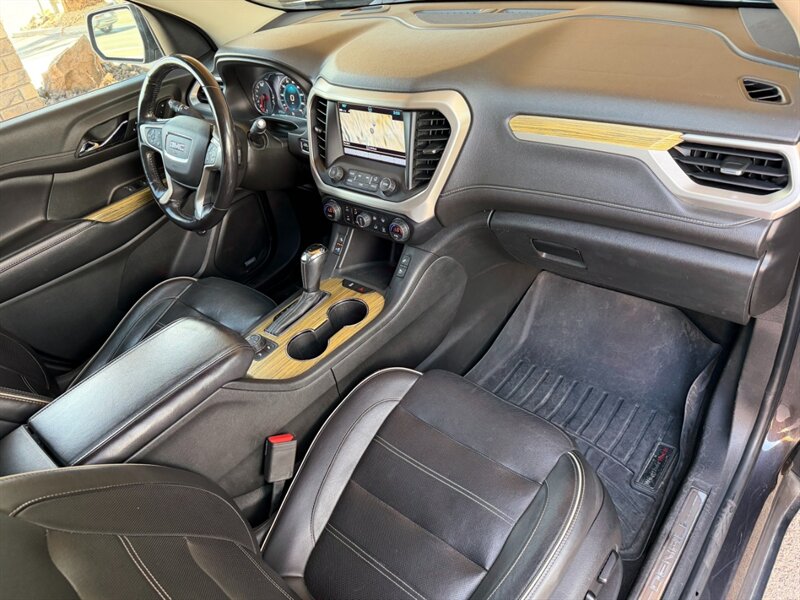 2019 GMC Acadia Denali - Photo 7 - St. George, UT 84770-2625