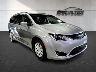 2017 Chrysler Pacifica Touring-L   - Photo 1 - Bountiful, UT 84010