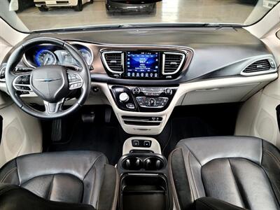 2017 Chrysler Pacifica Touring-L   - Photo 3 - Bountiful, UT 84010