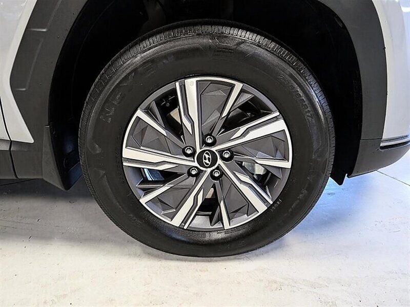 2024 Hyundai TUCSON Hybrid Blue - Photo 12 - Bountiful, UT 84010