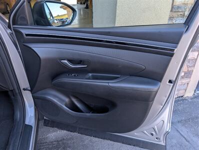 2024 Hyundai TUCSON Hybrid Blue   - Photo 29 - Bountiful, UT 84010