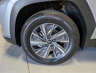 2024 Hyundai TUCSON Hybrid Blue   - Photo 15 - Bountiful, UT 84010