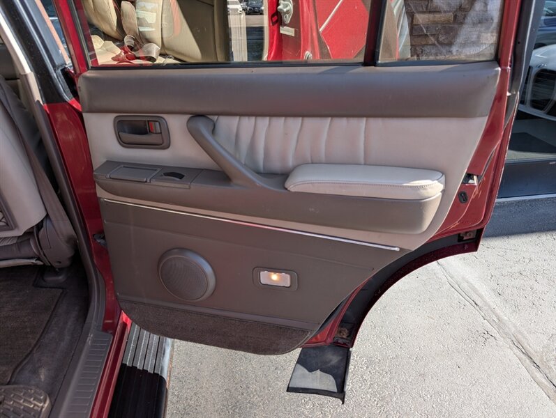 1996 Toyota Land Cruiser - Photo 26 - Bountiful, UT 84010