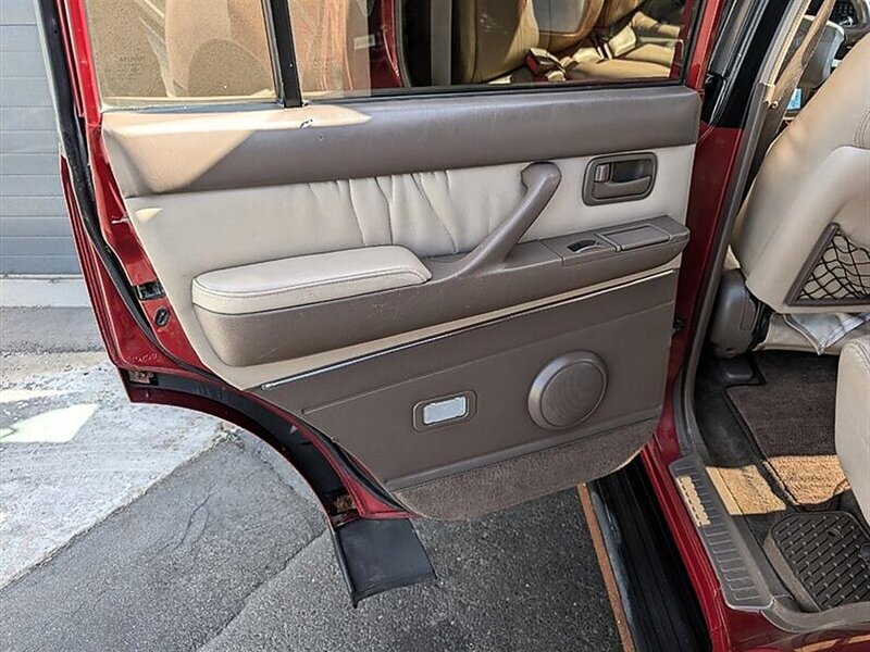 1996 Toyota Land Cruiser - Photo 22 - Bountiful, UT 84010